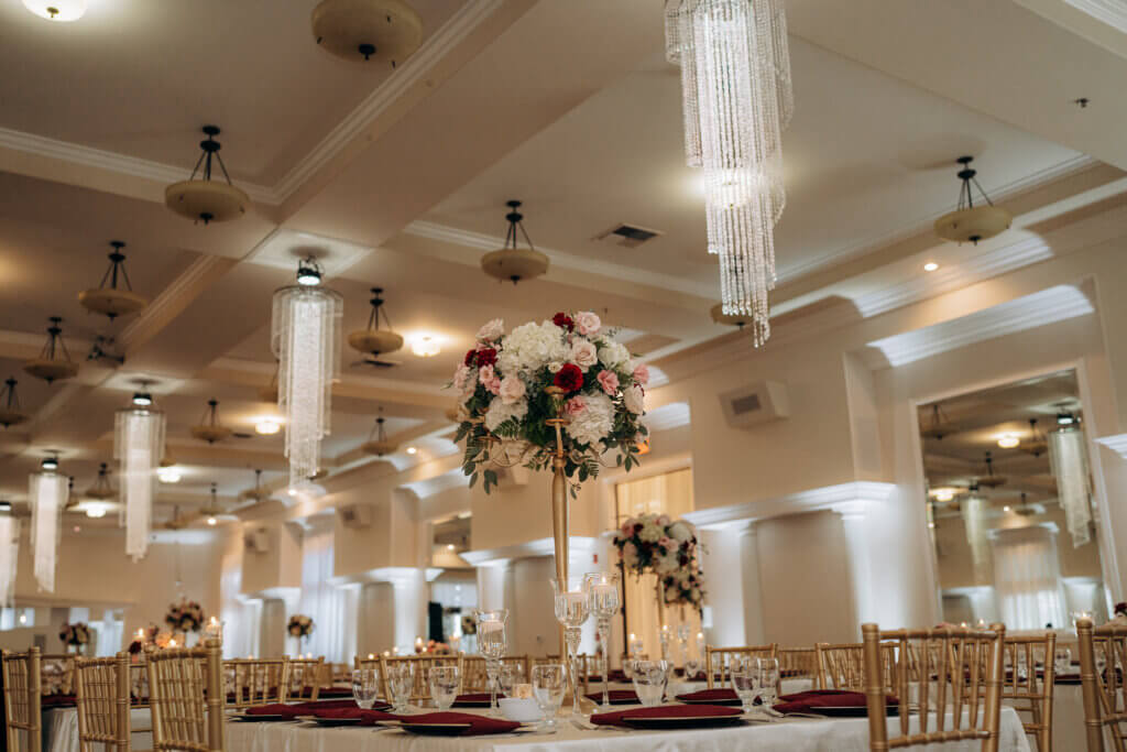 Bakersfield indoor wedding place with all-inclusive packages including luxury guest table centerpieces 